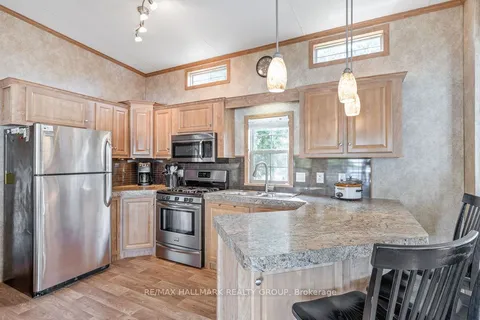 276 White Cedars Road, ON K0J 1T0