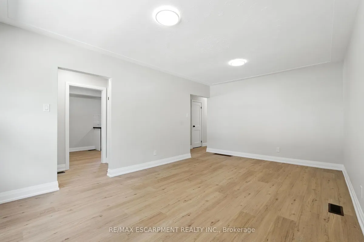 929 Upper Ottawa Street, ON L8T 3V6