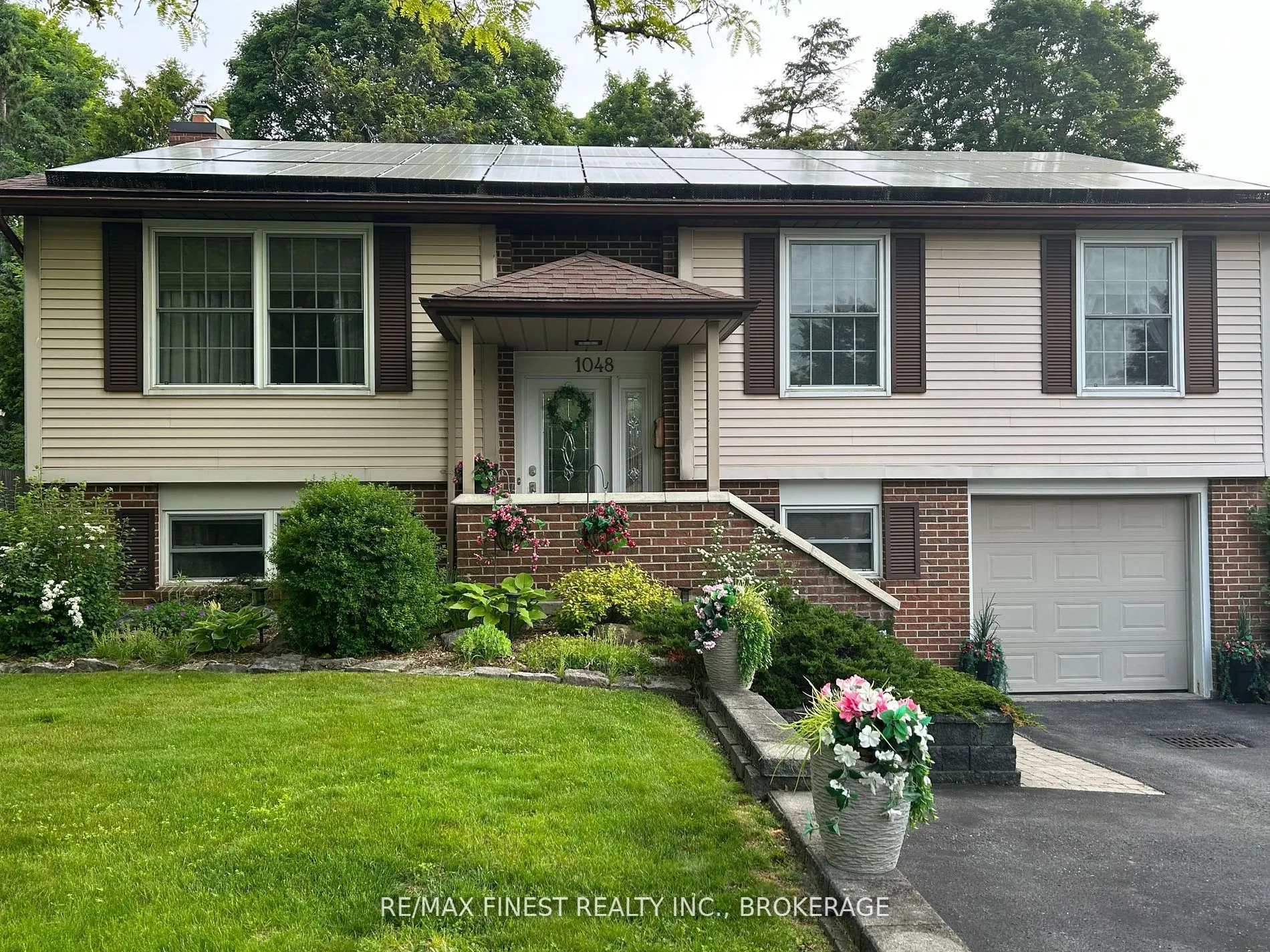 1048 Bauder Crescent, ON K7P 1M6