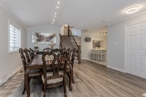 209 Portage Lane, ON L0R 1W0