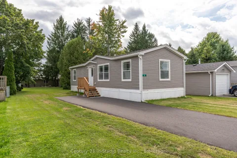 8 Sussex Square, ON N4K 5N5