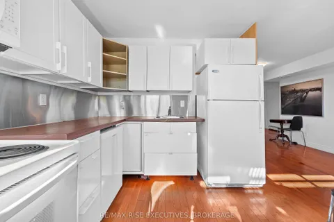 682 Princess Street, ON K7L 1E7