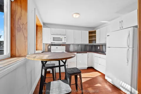 682 Princess Street, ON K7L 1E7