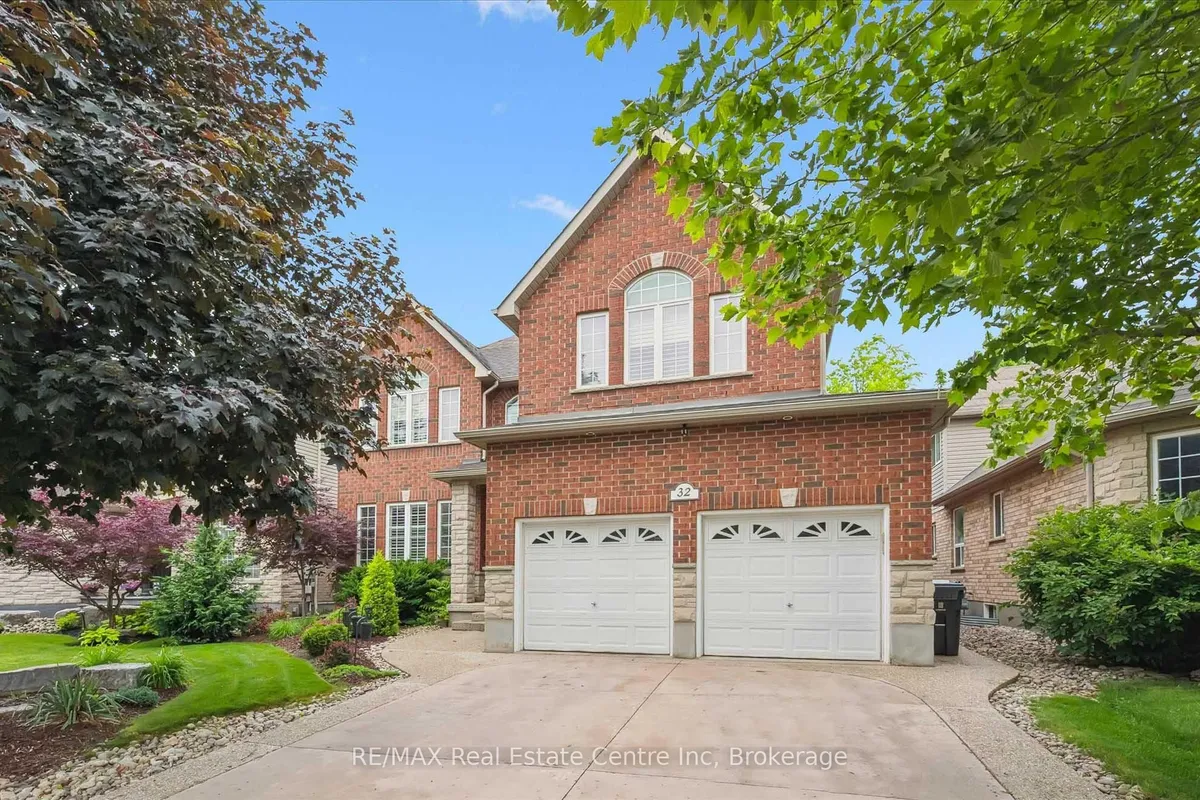 32 Frasson Drive, ON N1E 7J9