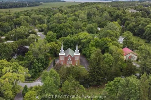 44 Union Road, ON K8N 4Z7