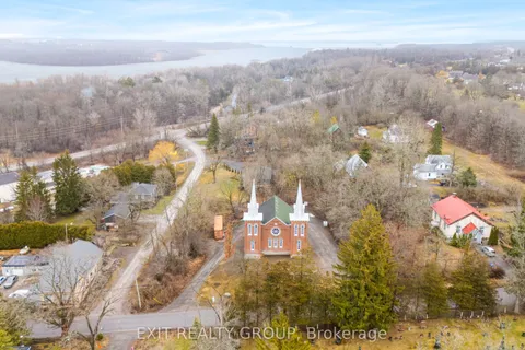 44 Union Road, ON K8N 4Z7