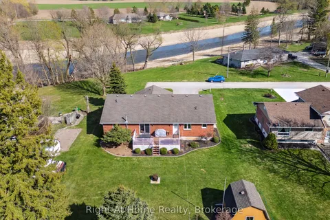 664 Maple Street, ON N0G 1H0