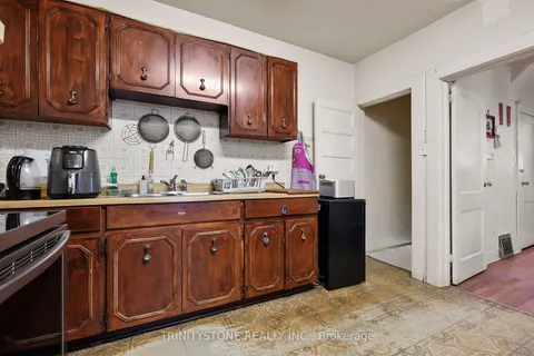 189 Preston Street, ON K1R 7P8