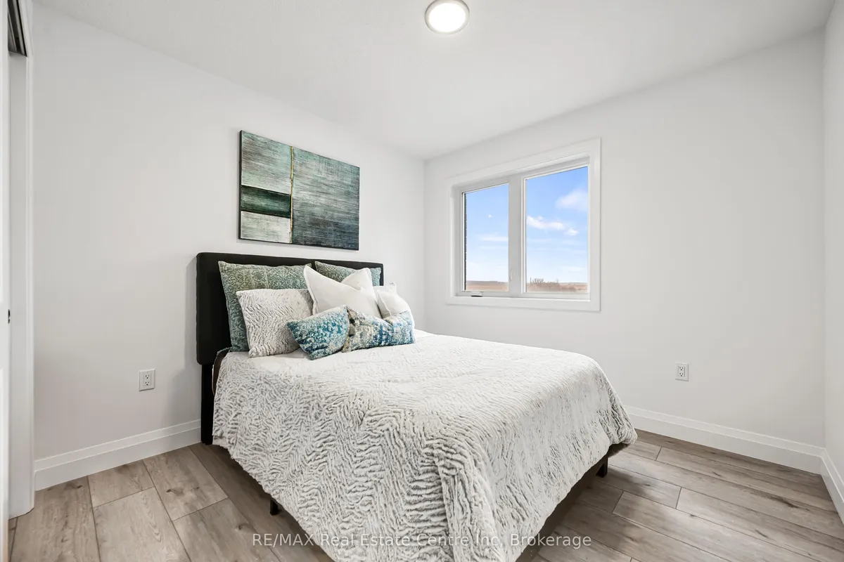 182 Bridge Crescent, ON N0G 2P0