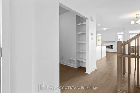 231 GRETSCH Road, ON K1T 0X2