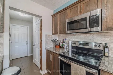 1384 Caen Avenue, ON N4T 0J3