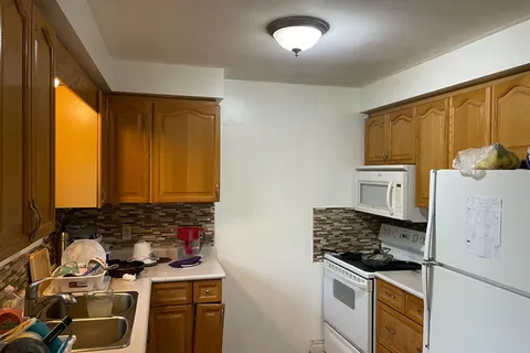 2 Trelawn Parkway, ON L3C 1W3