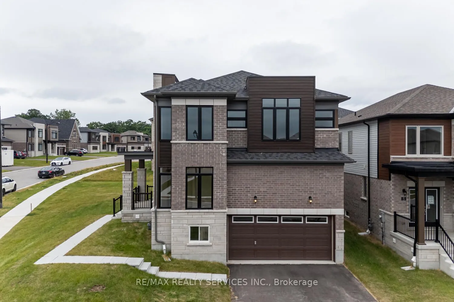 25 Heming Street, ON N3L 0M6