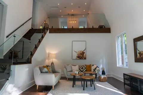 64 Ravina Crescent, ON L9G 2E7