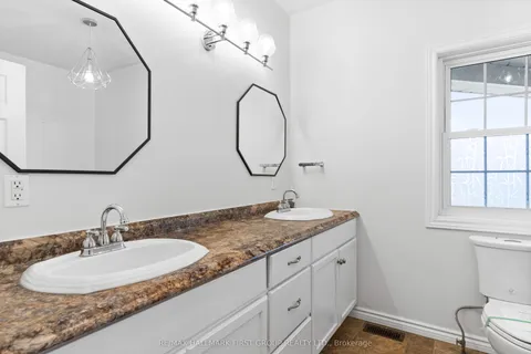 2898 County 2 Road, ON K0K 1A0