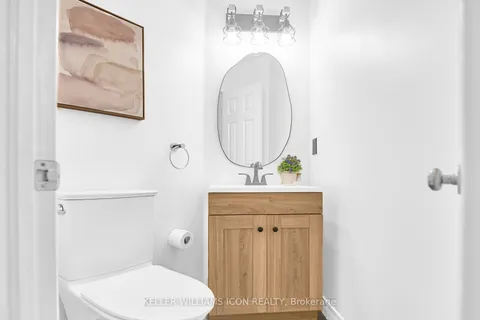 10 Pondhollow Way, ON K2J 4Y4