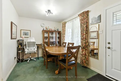 210 EAST 12TH Street, ON L9A 3X6