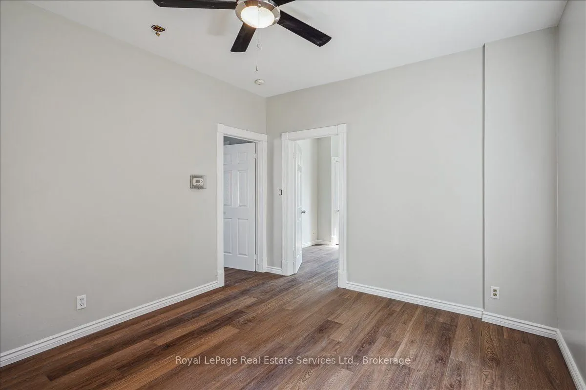 33 Rose Avenue, ON N3S 2M3