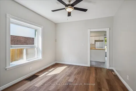 33 Rose Avenue, ON N3S 2M3