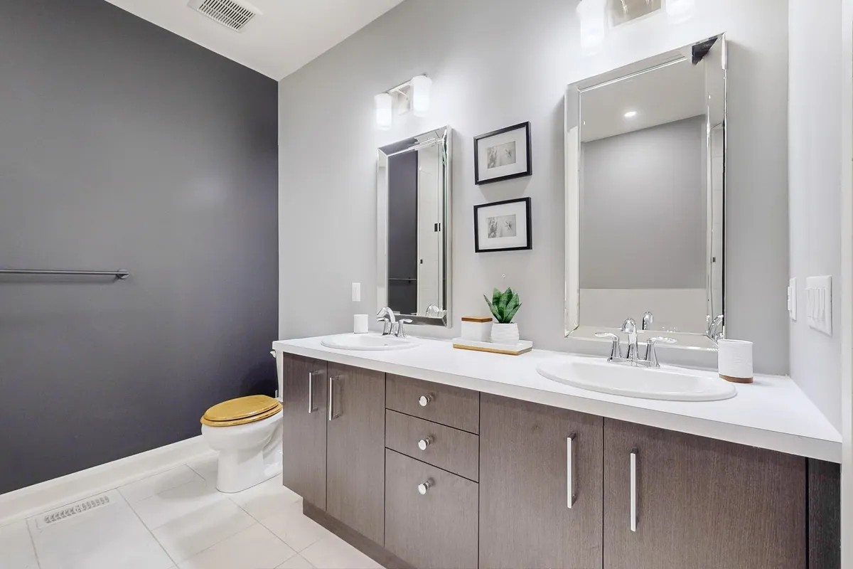 9245 Shoveller Drive, ON L2H 0M4