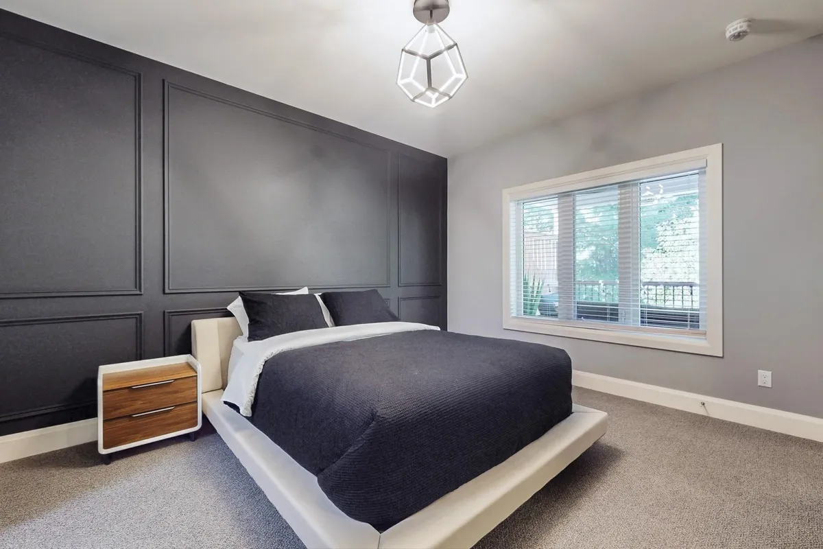 9245 Shoveller Drive, ON L2H 0M4