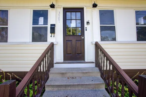 3587 Bloomfield Road, ON N9C 1R8