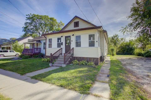 3587 Bloomfield Road, ON N9C 1R8