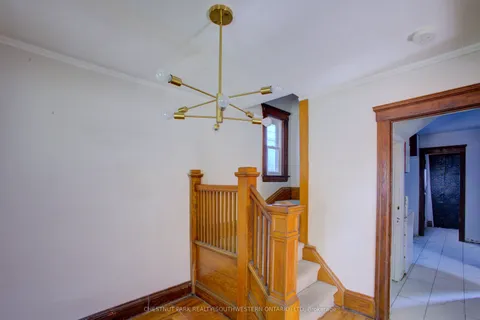 876 Hall Avenue, ON N9A 2M3