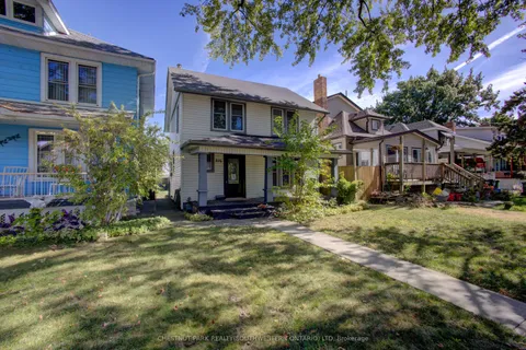 876 Hall Avenue, ON N9A 2M3