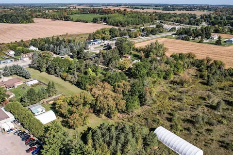 7897 Hwy 7 Road, ON N1H 6H8