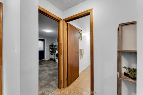 305 Church Street, ON K7R 3X9