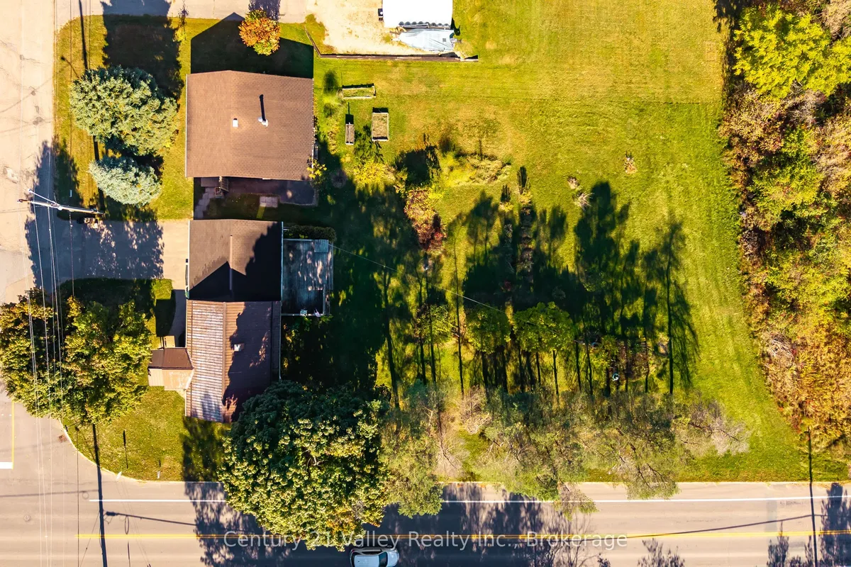 405 Moore Street, ON K7V 1L8