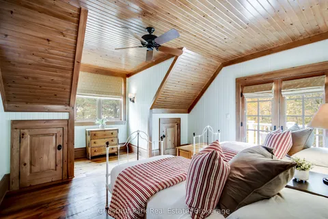 1902 FOXPOINT Road, ON P0A 1H0