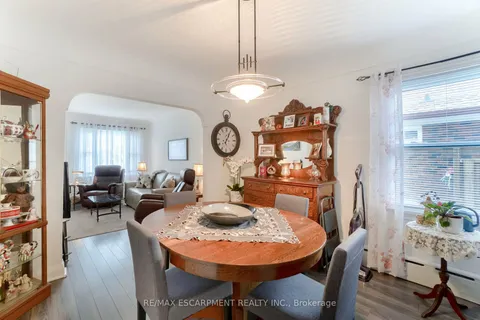 160 WELLAND Avenue, ON L2R 2N6