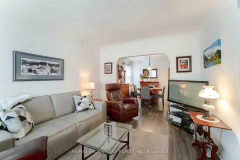 160 WELLAND Avenue, ON L2R 2N6