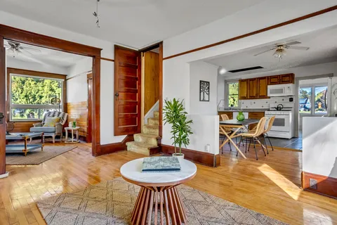 49 Consecon Street, ON K0K 3L0