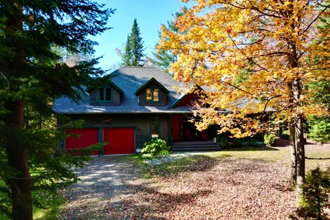 1230 MIRIAM Drive, ON P1L 1X1