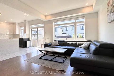 900 Embankment Street, ON K2S 2P4