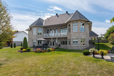 3285 Front Road, ON K6A 2R2