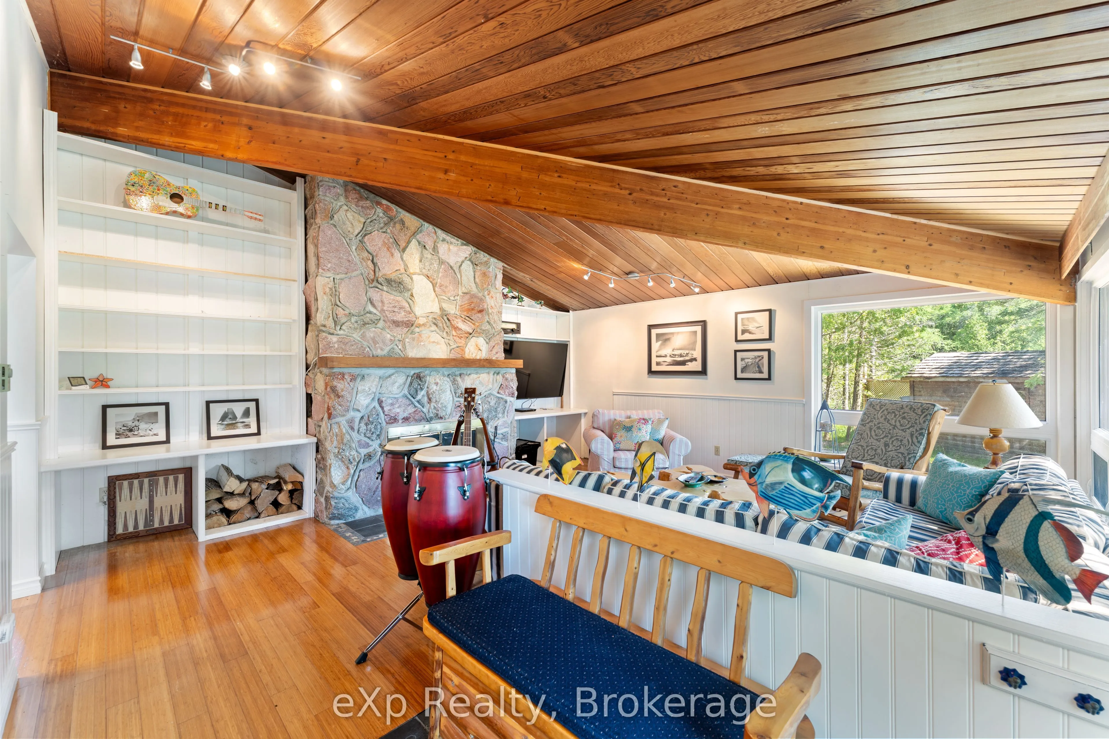 329 Bay Street, ON N0H 2T0