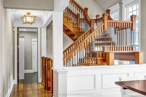 39 Brookhaven Crescent, ON L9W 7M9