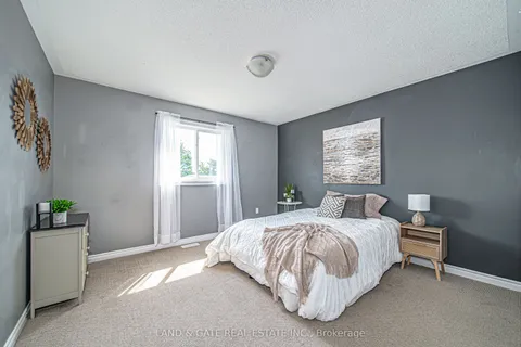 2 Manchester Court, ON K0L 1Y0