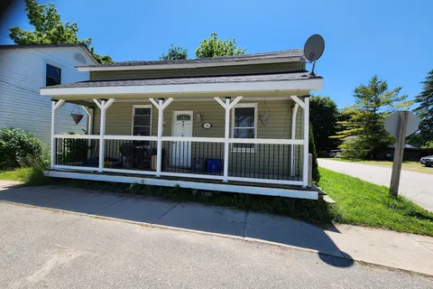 38 Main Street, ON N0G 2T0