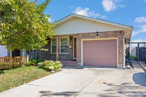 67 Dundonald Street, ON L2P 3T4