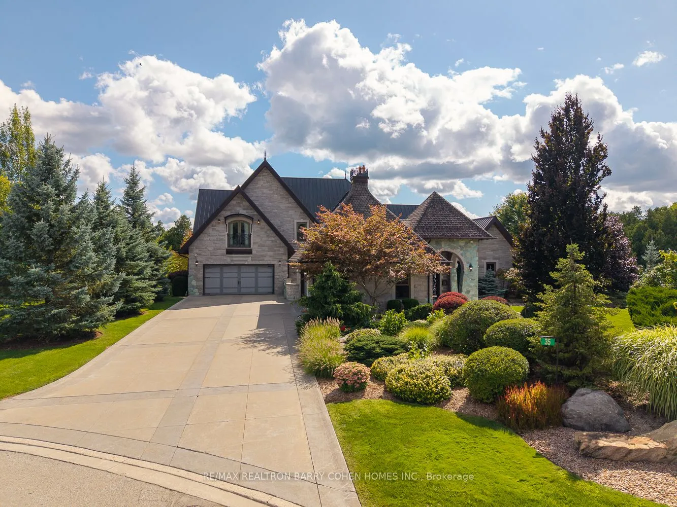 35 Daymond Drive, ON N0B 2J0