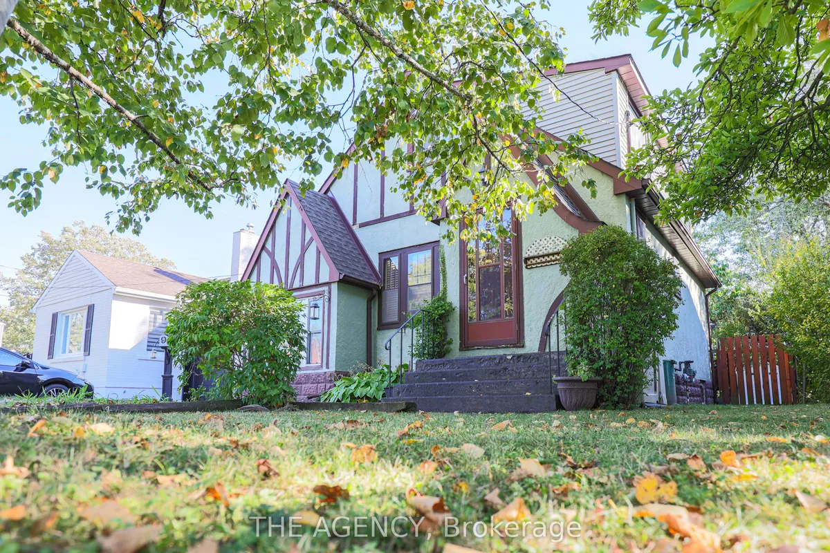 9 Wade Street, ON L3C 5H3