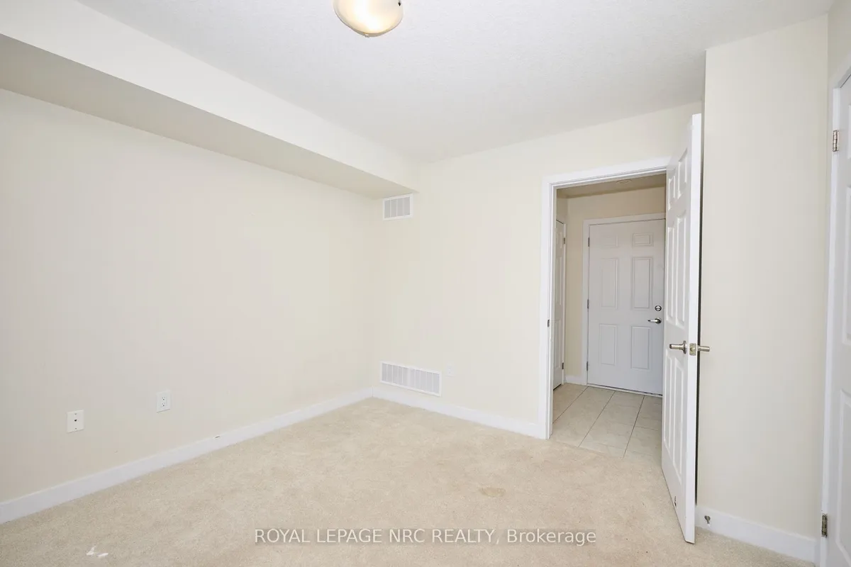 11 Melody Lane, ON L5B 5N5