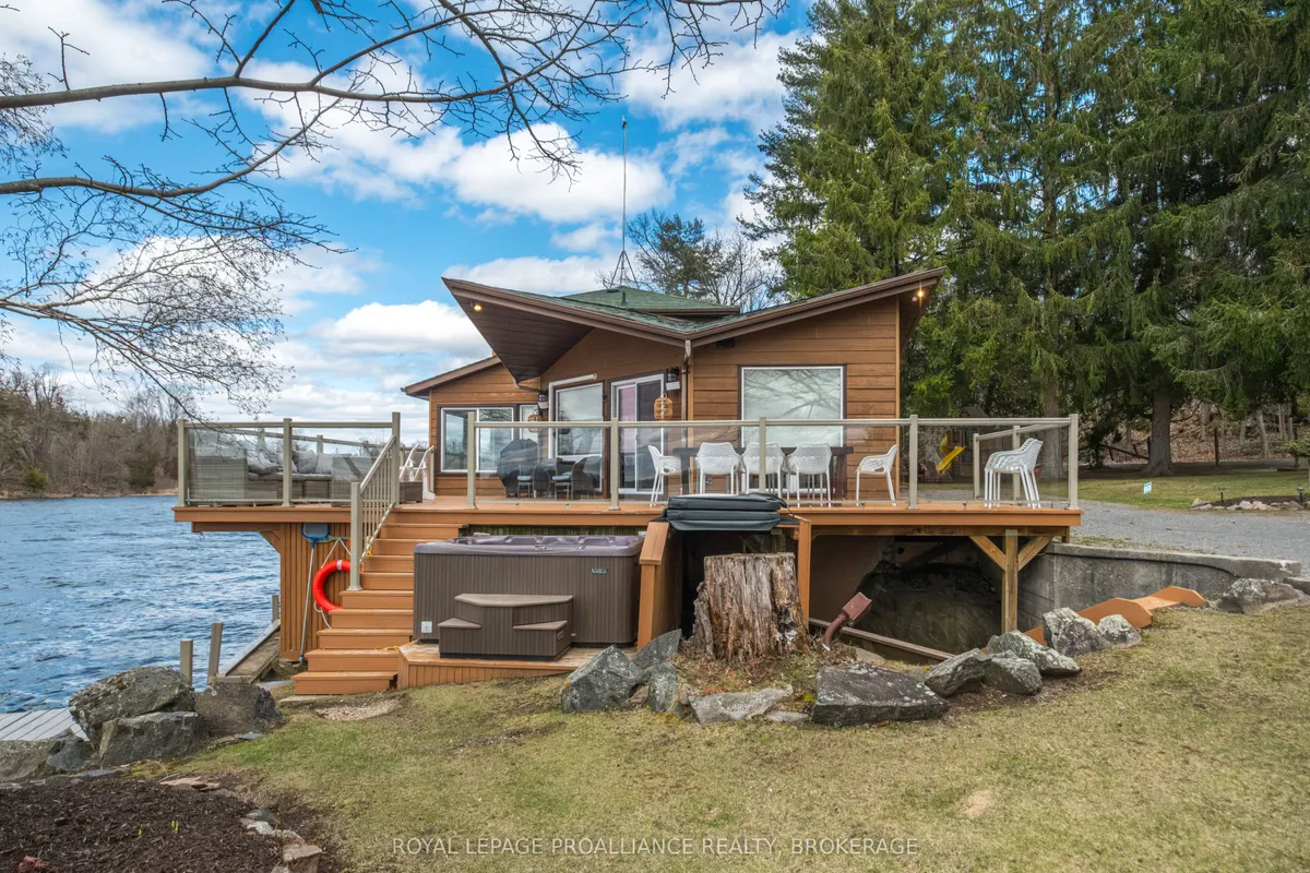 4808 Leo Lake Road, ON K0H 2N0