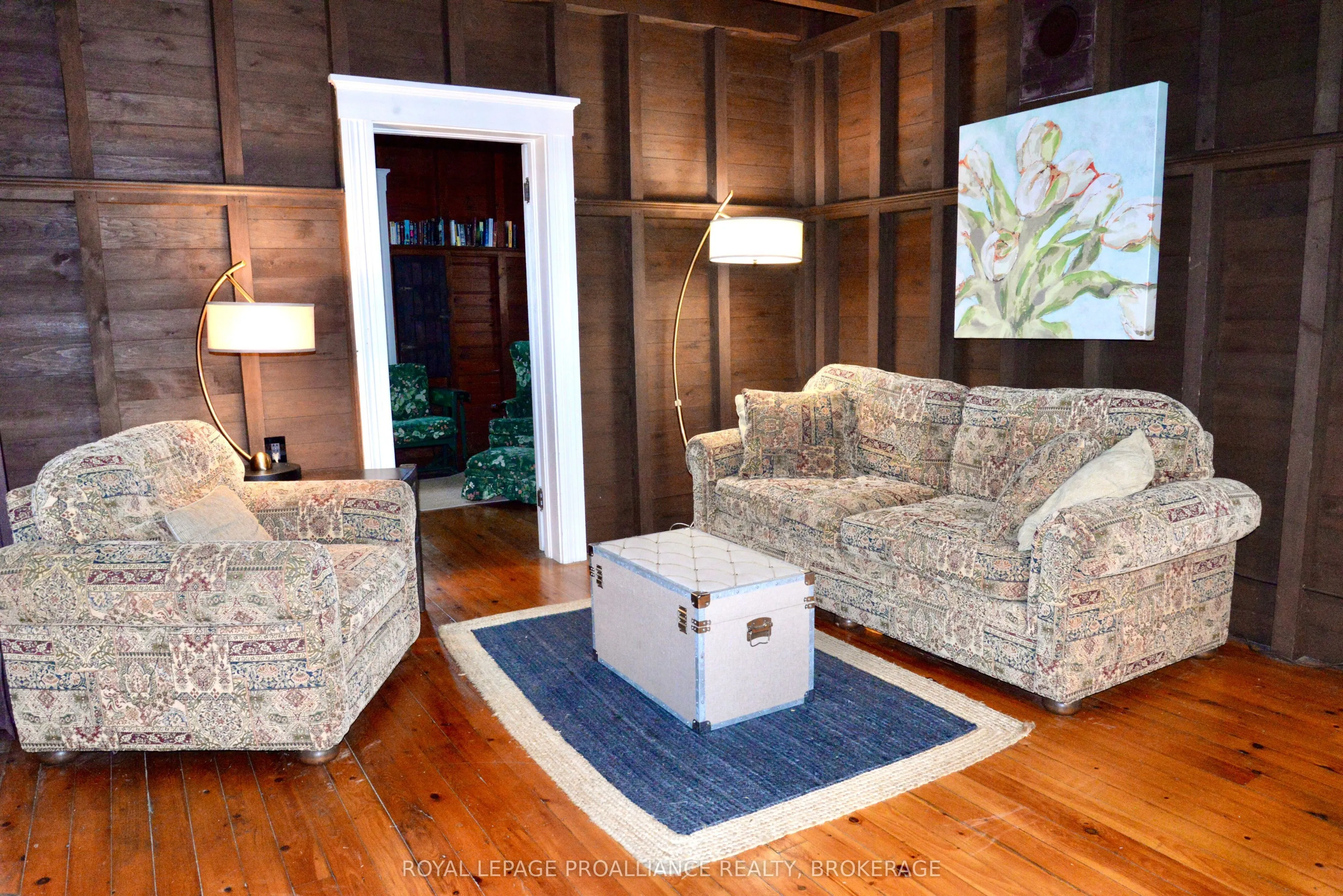 121 Tremont Park Island, ON K7G 3C9