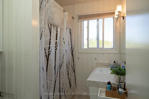 206 KING Street, ON N0E 1A0